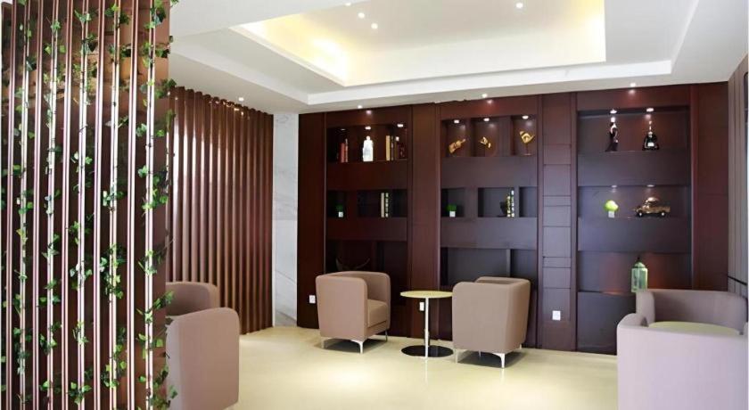City Comfort Inn Wuhan Fengshu Er Road Baijin Mansion 35/49
