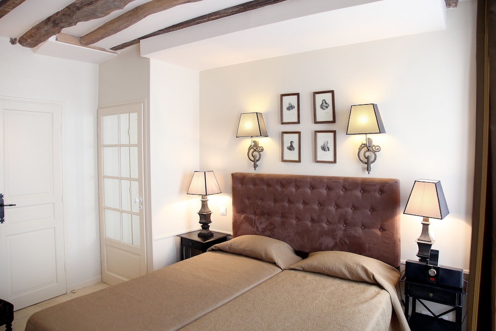 Hotel Saint Louis En L Isle 28/64