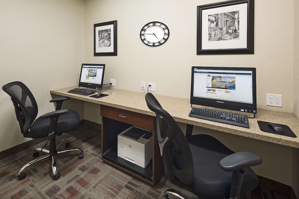 Hampton Inn Suites Page Lake Powell 37/42