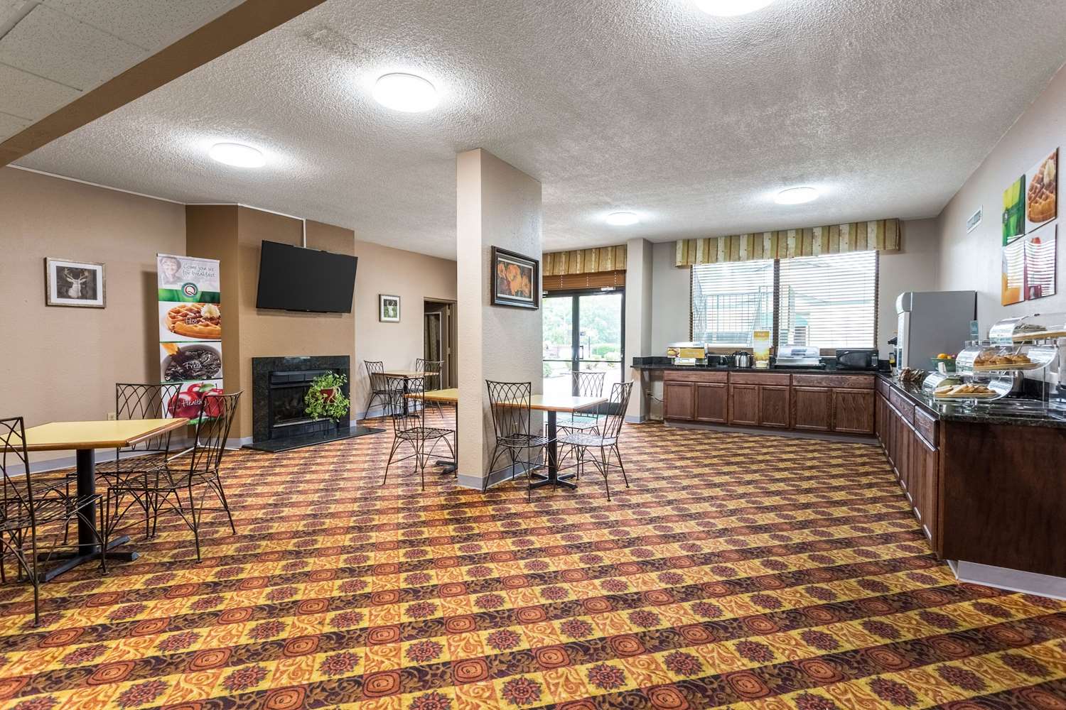 Quality Inn Heber Springs, AR 11/30