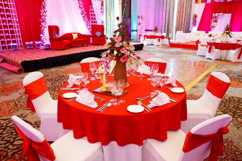 Courtyard By Marriott Agra 54/72