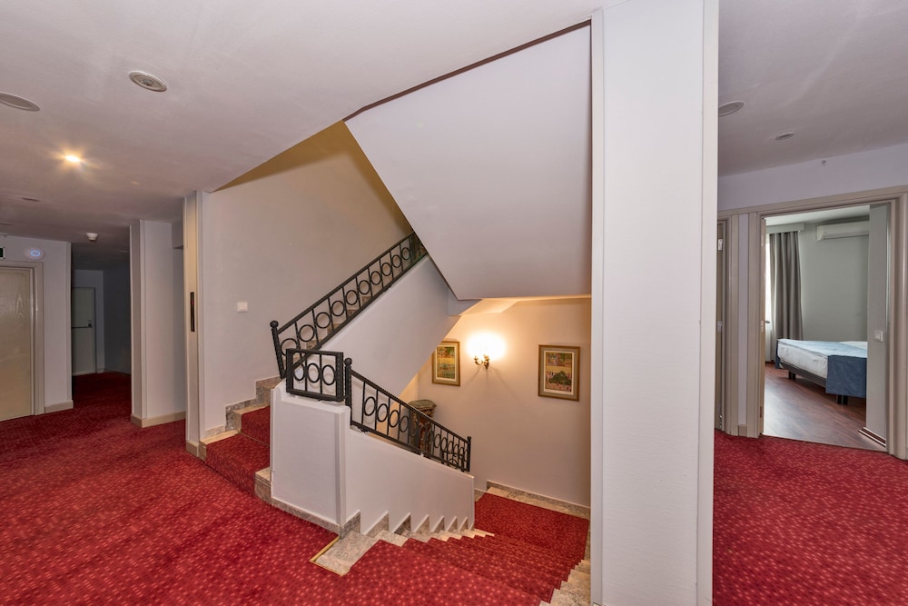 Febor Park Hotel 16/60