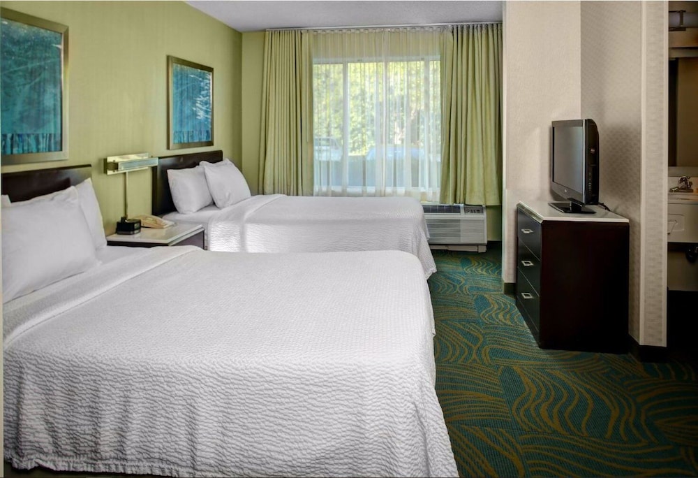 Kings Inn And Suites Mason Ex Springhill Suites By Marriott Cincinnati Northeast 7/27