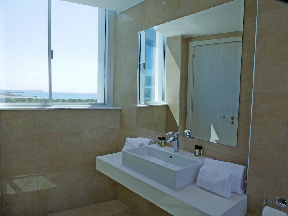 Amethyst Napa Hotel & Spa 50/50