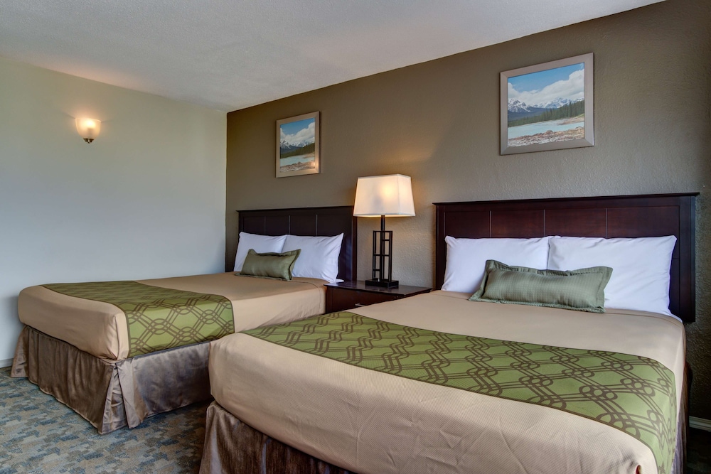 Knights Inn Kamloops 16/45
