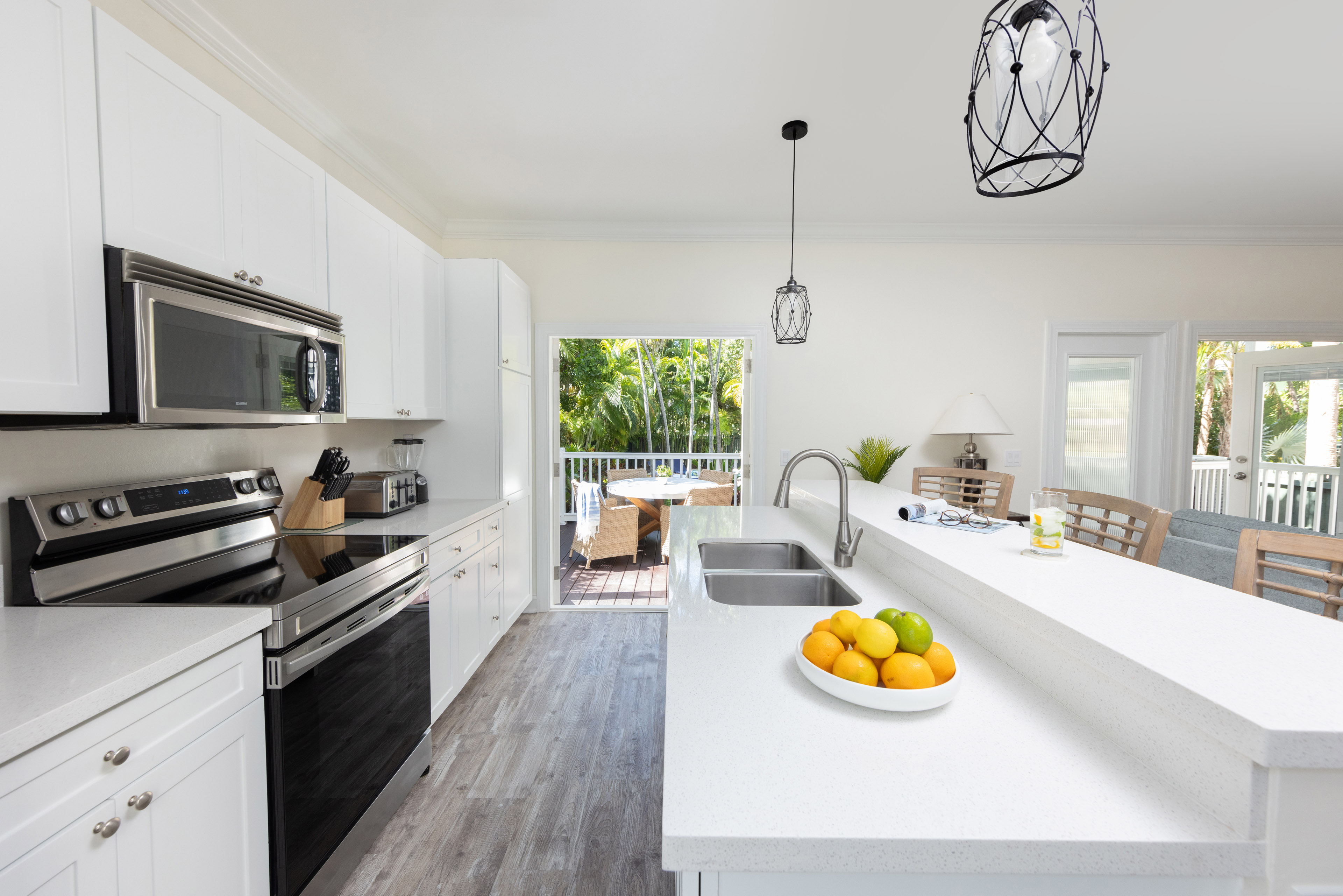 Premium, Home 3/5