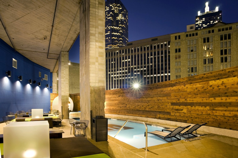 Aloft Dallas Downtown 46/49