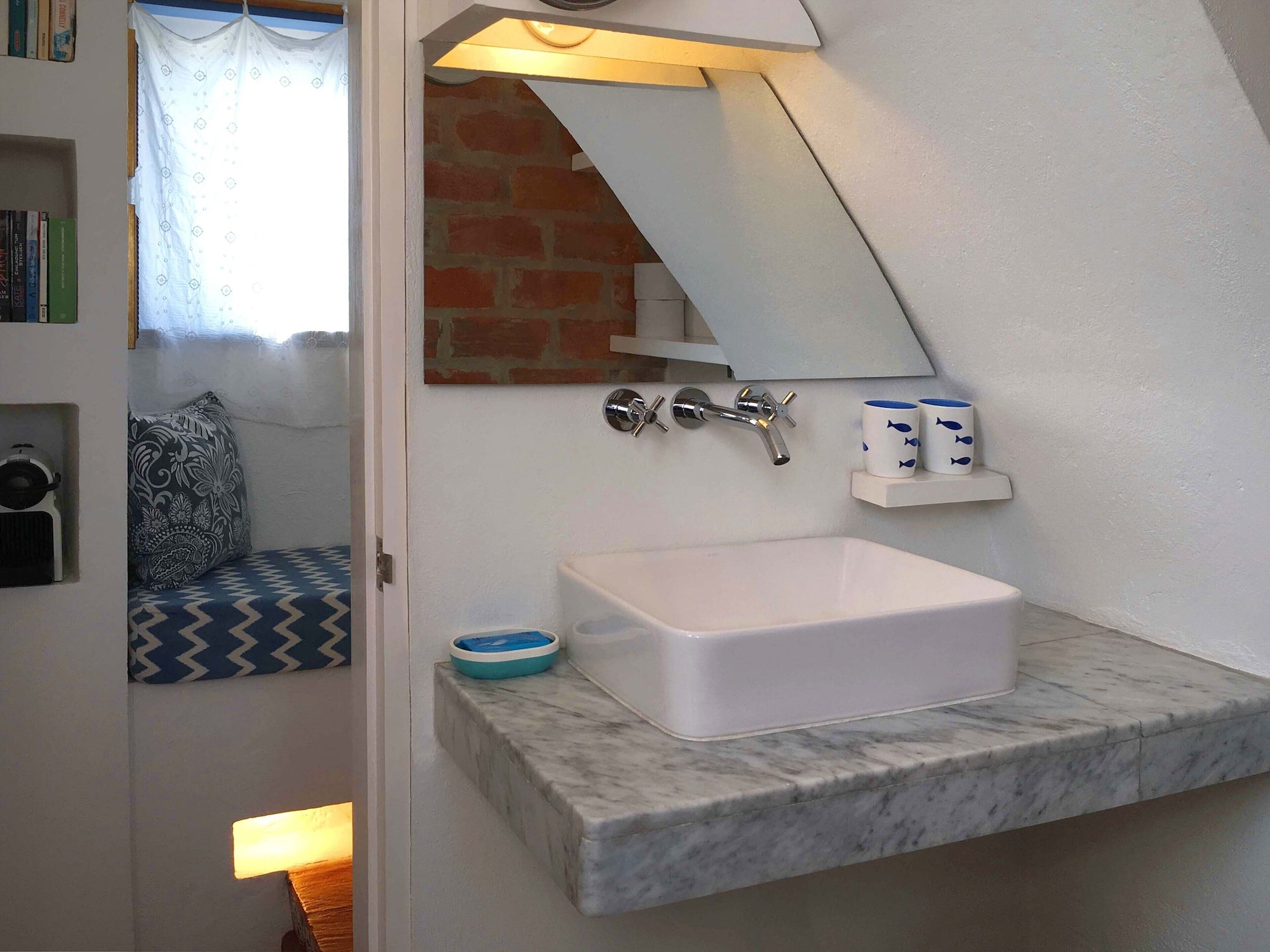 Premier, Queen Bed, Sky View