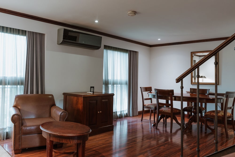 Hotel Park 10 68/88