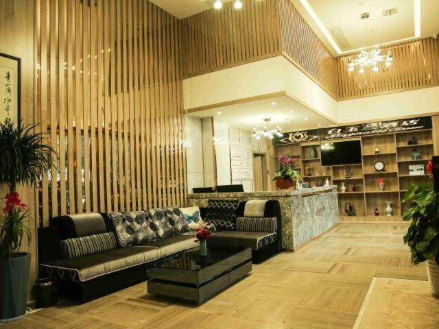 Magnotel Classic (Yangzhou Wanda Plaza Shunda Road) 15/23