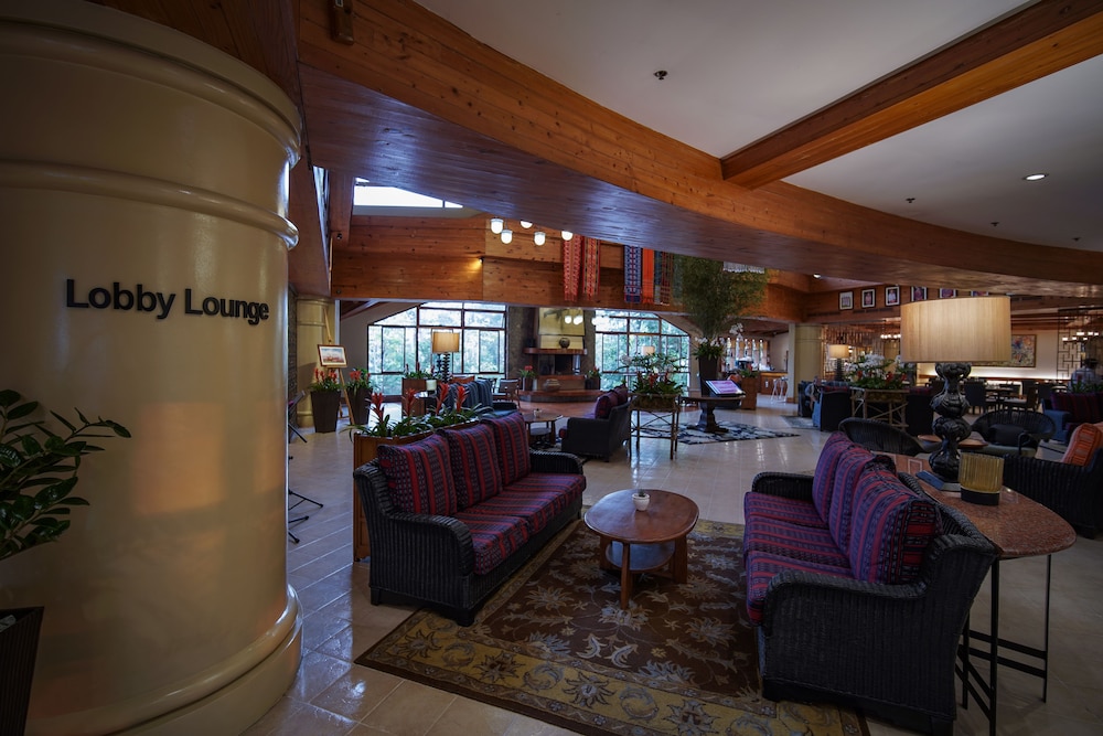 The Forest Lodge At Camp John Hay 41/75