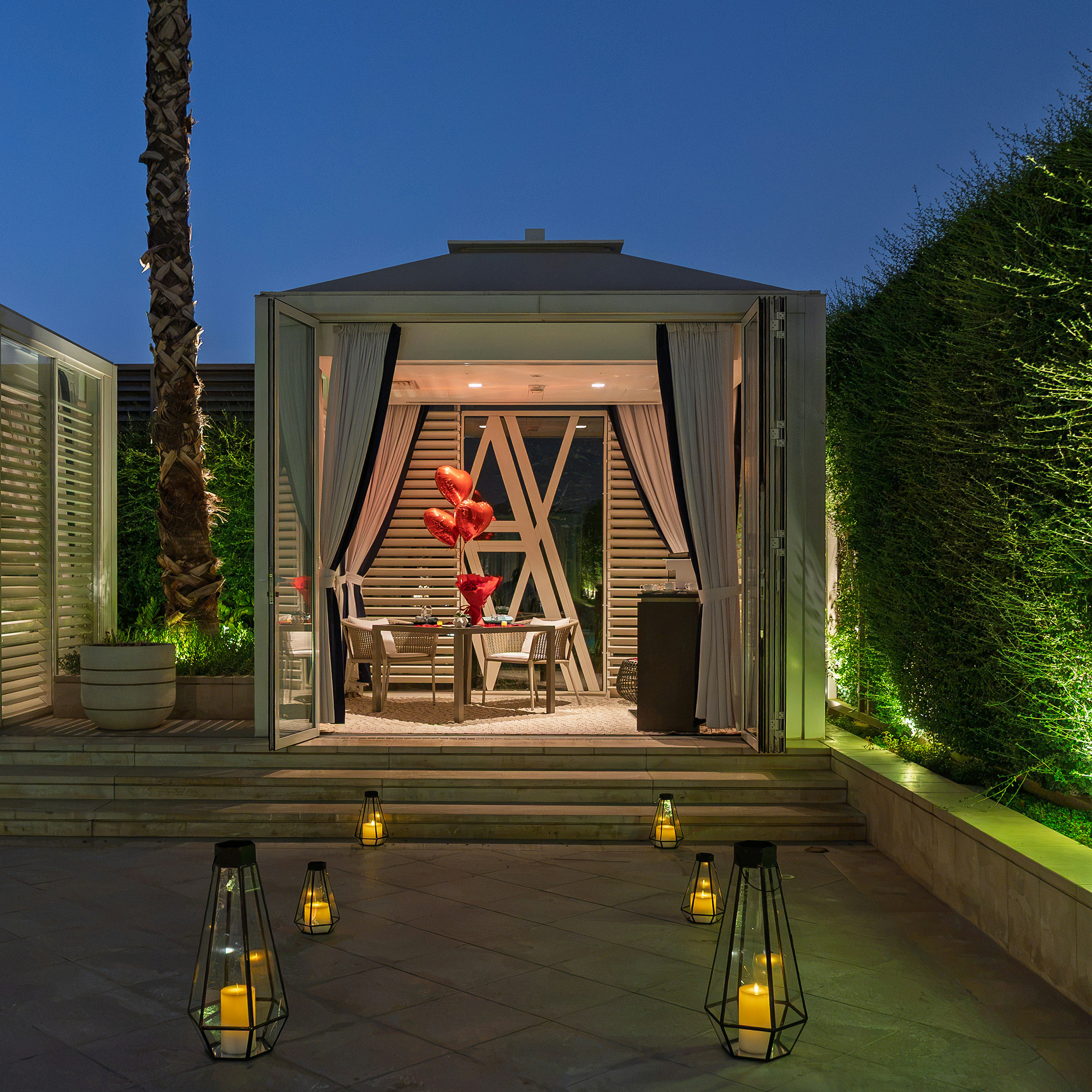 Waldorf Astoria Kuwait 76/81