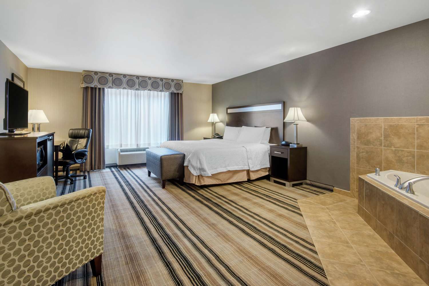 Hampton Inn Meadville 11/45