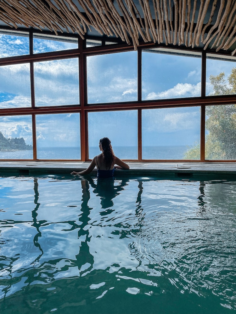 swimming pool spa