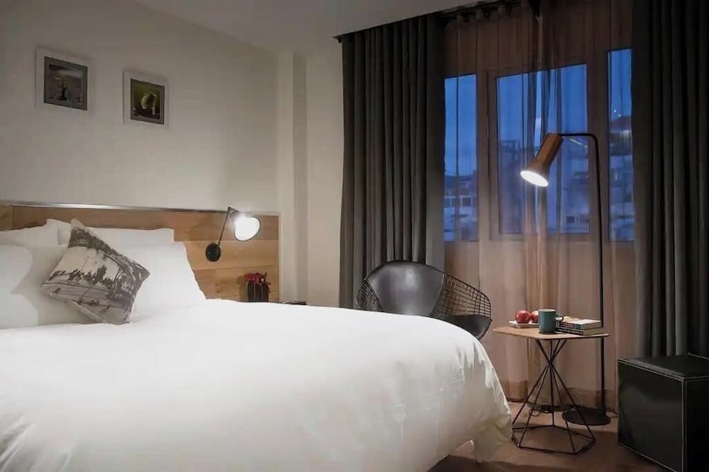 C Central Hotel de Tham 5/15