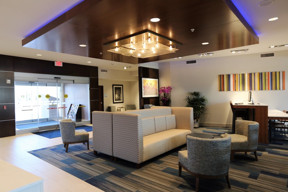 Holiday Inn Express Suites Houston Nw Hwy 290 Cypress 12/50