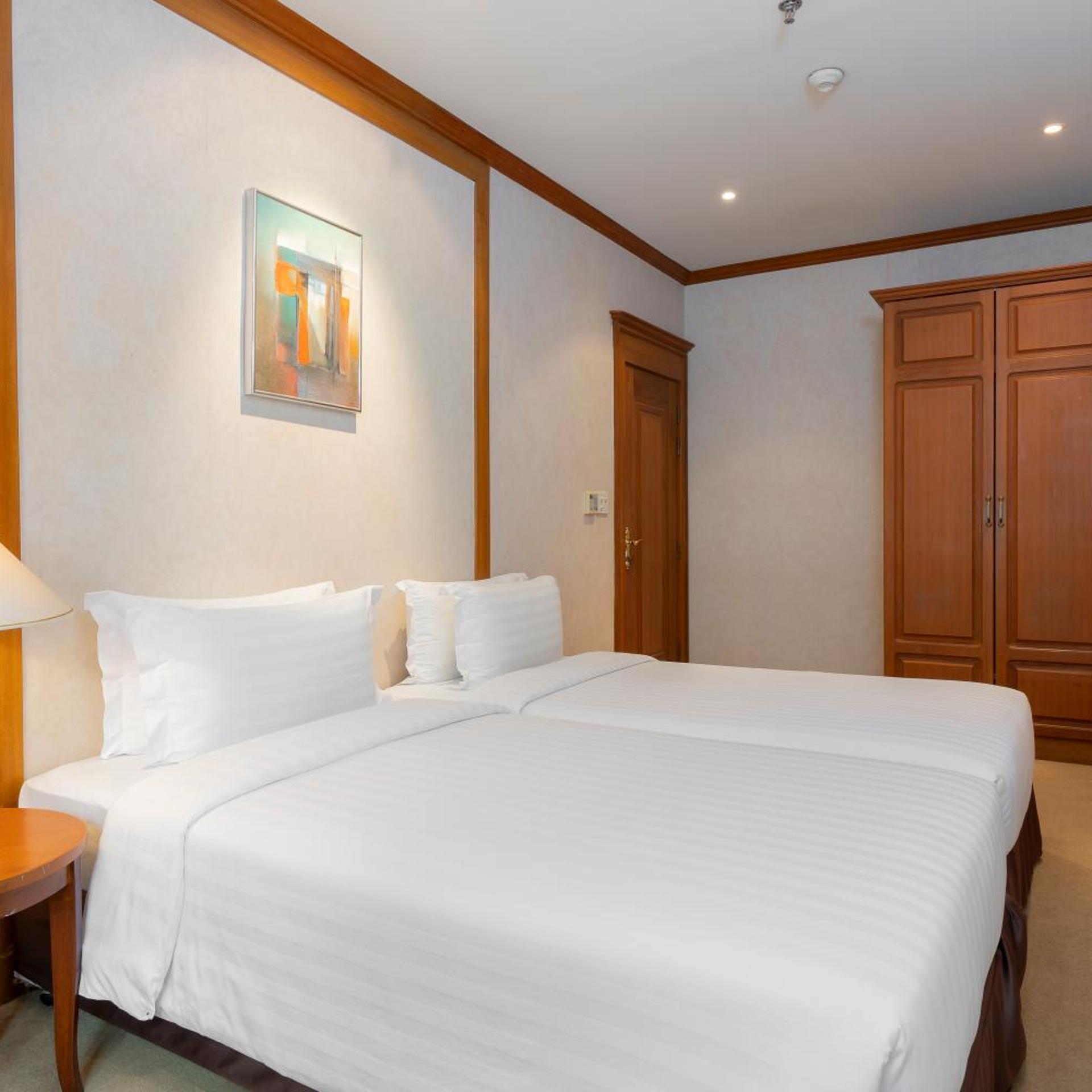 Penthouse Suite