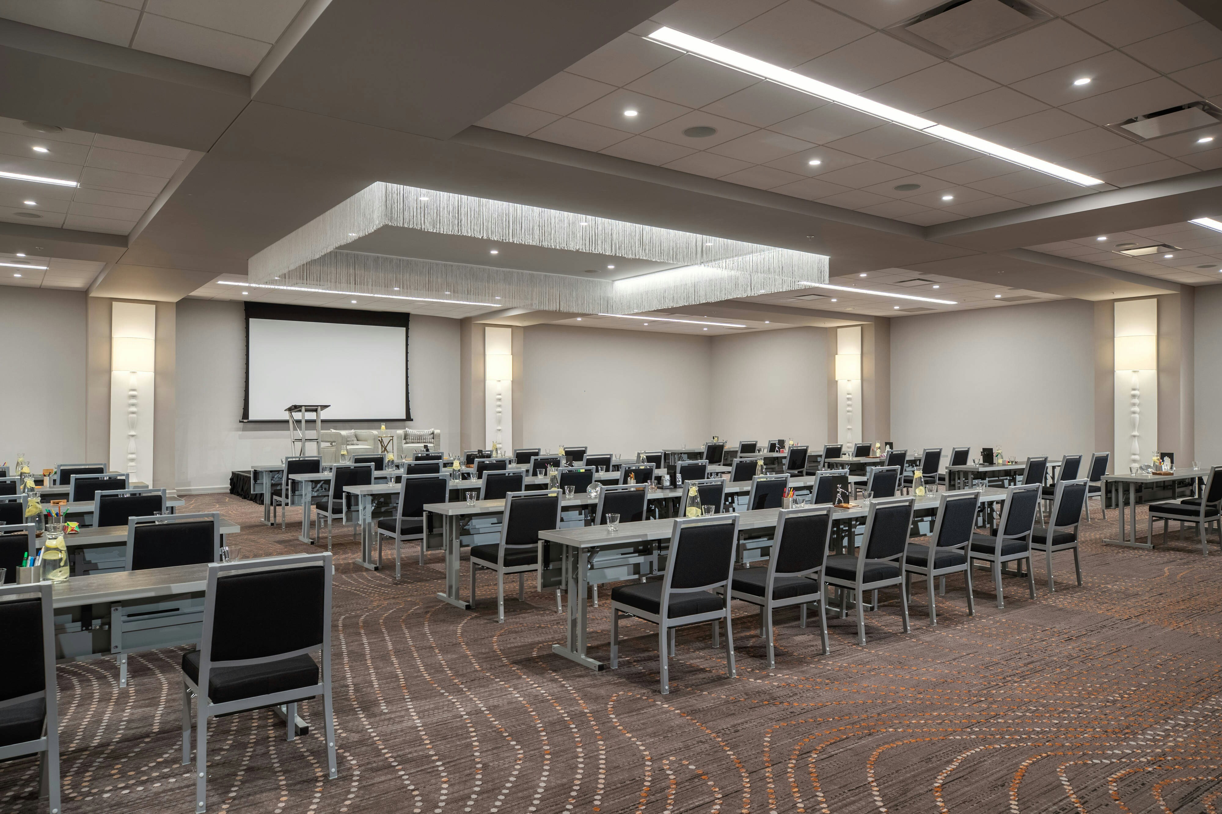 Renaissance Des Moines Savery Hotel 13/20