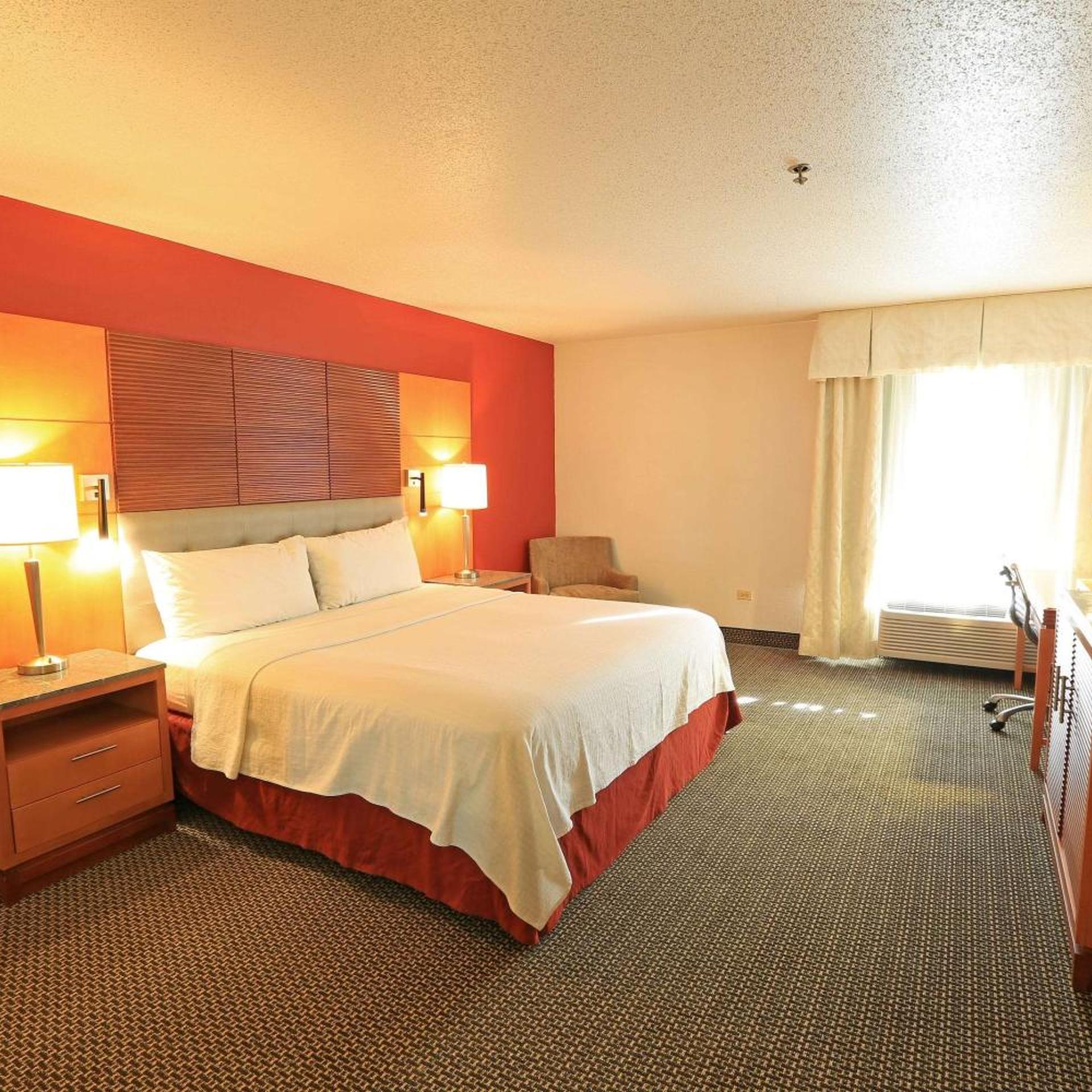 Days Inn by Wyndham Calumet Park 13/27