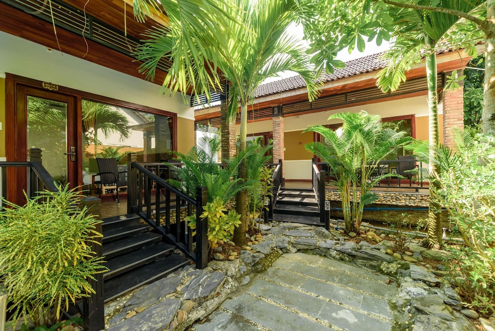 Ahaveda Resort 49/56