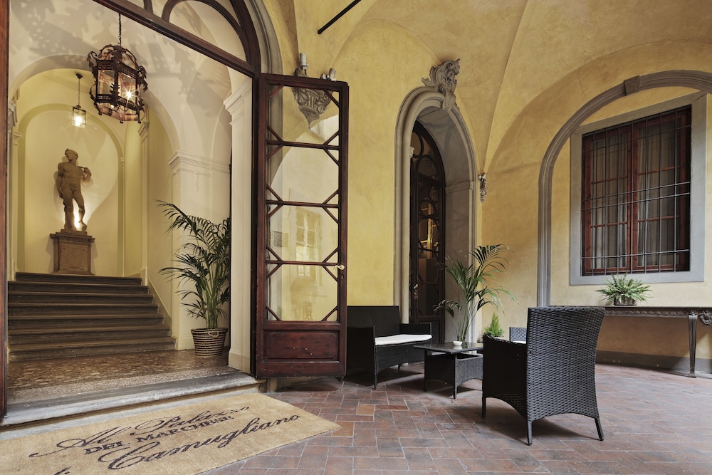 Al Palazzo Del Marchese Di Camugliano 6/76