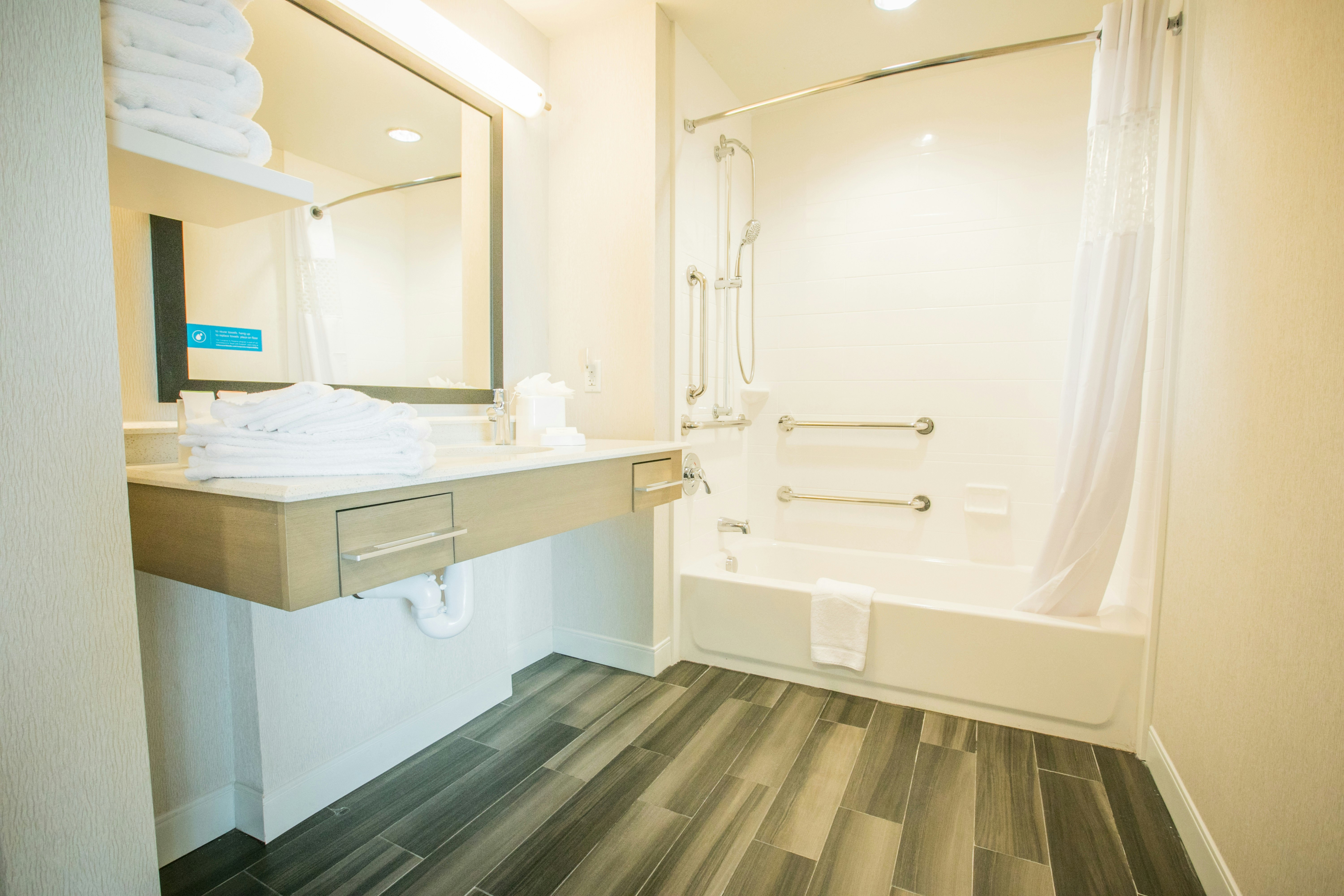 Hampton Inn & Suites Tempe/Phoenix Airport 67/68