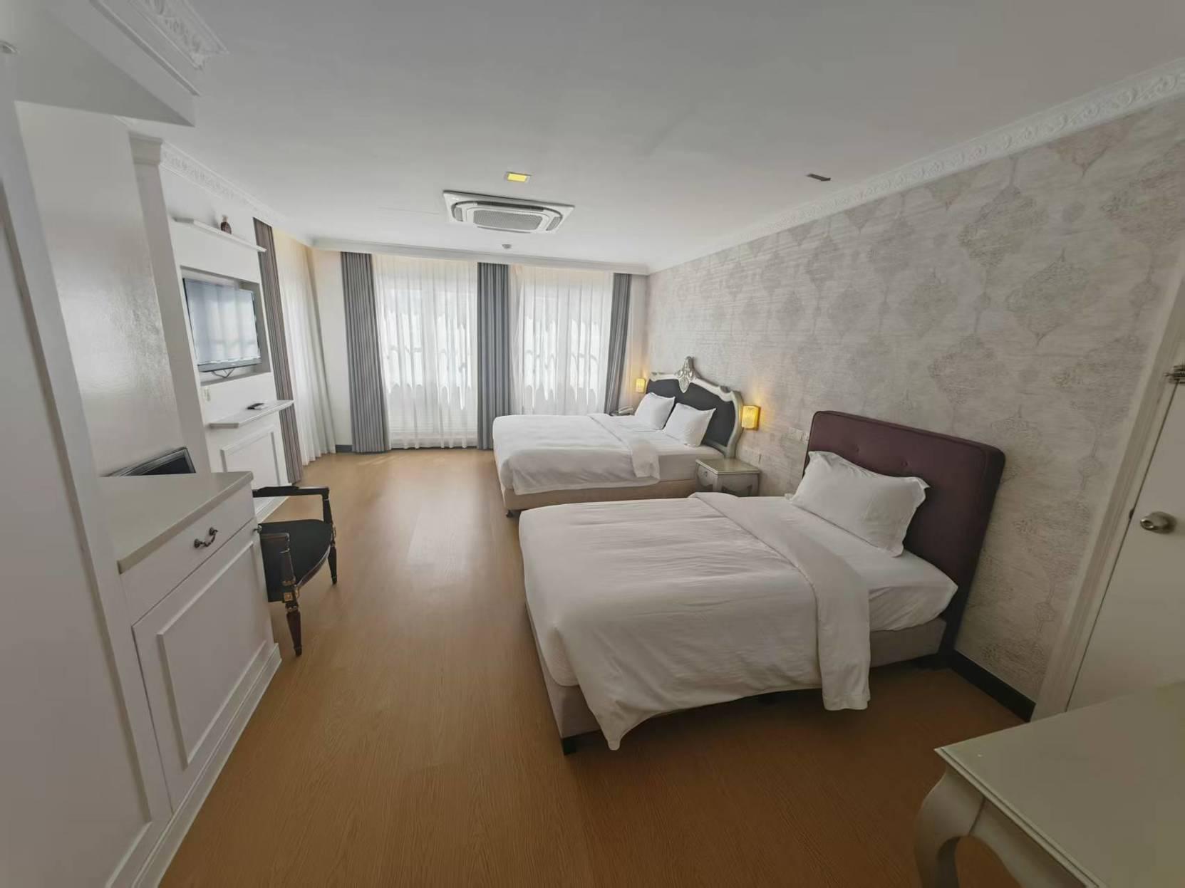 Superior, Single, Single Bed, No Window
