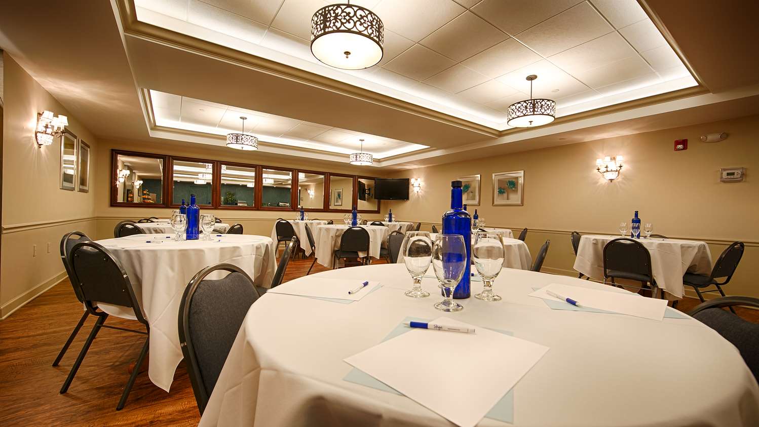 Best Western Plus Mentor-Cleveland Northeast 12/15