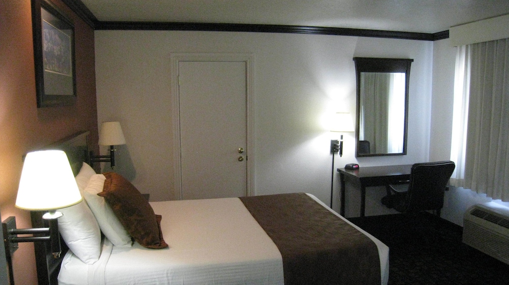 Discovery Inn 19/56