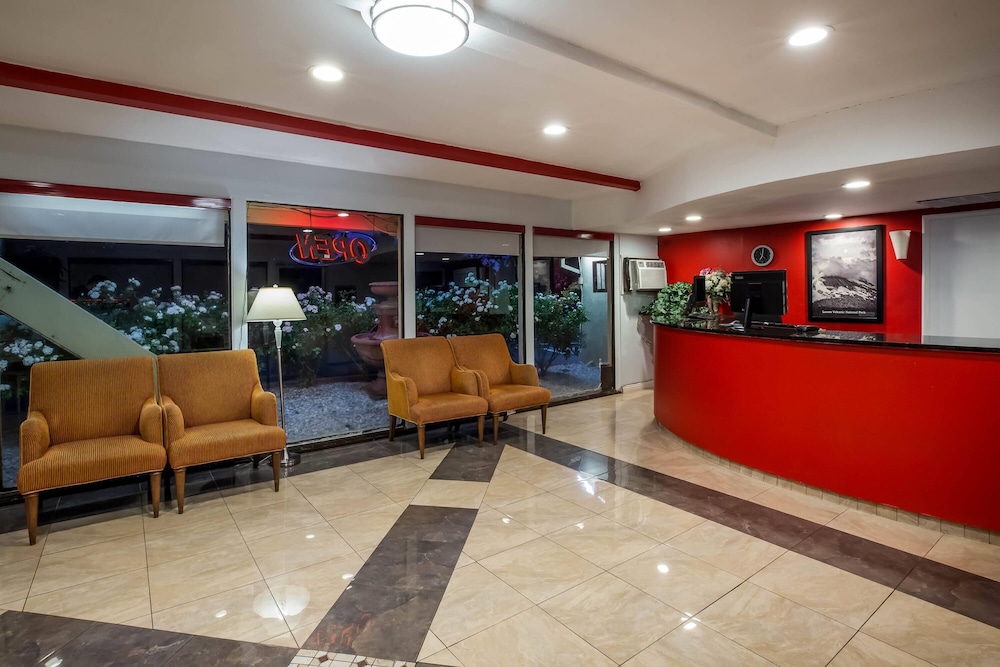 Travelodge by Wyndham Red Bluff South of Redding 12/65