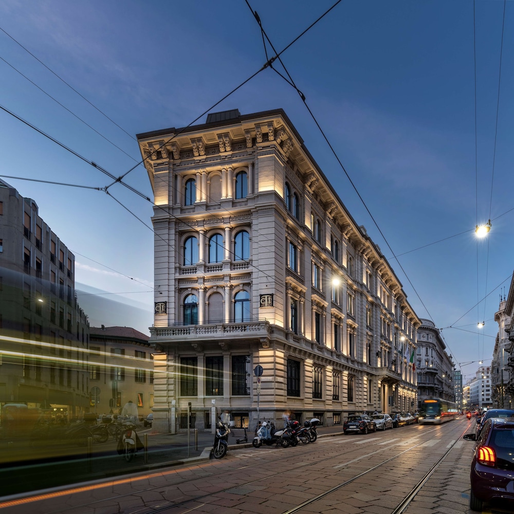 Radisson Collection Hotel, Palazzo Touring Club Milan 5/73