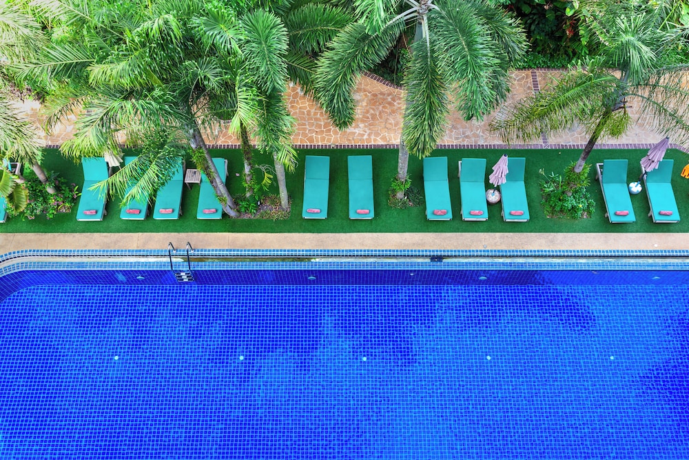 Thanthip Beach Resort 46/50
