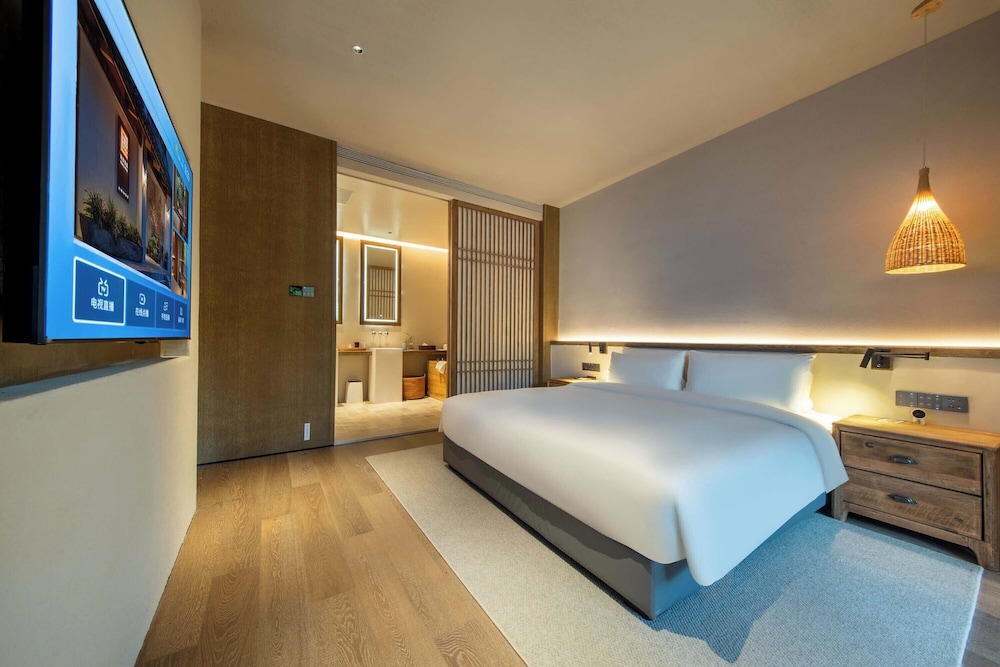 YUANLI HOTEL 17/50