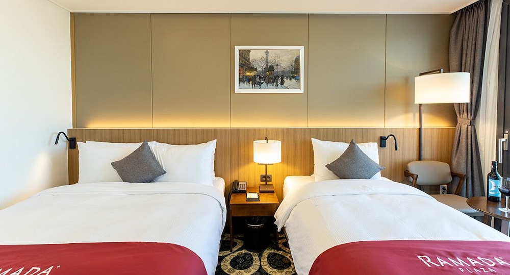 Ramada Plaza by Wyndham Dolsan Yeosu 34/64