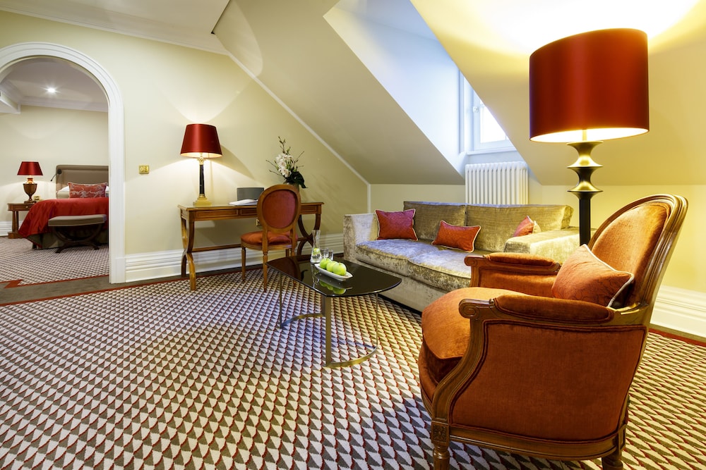 Althoff Grandhotel Schloss Bensberg 36/70
