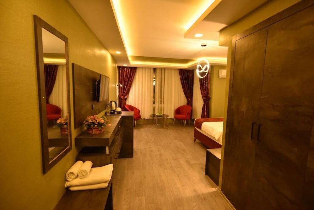 Swiss Inn Hotel Mersin 36/43