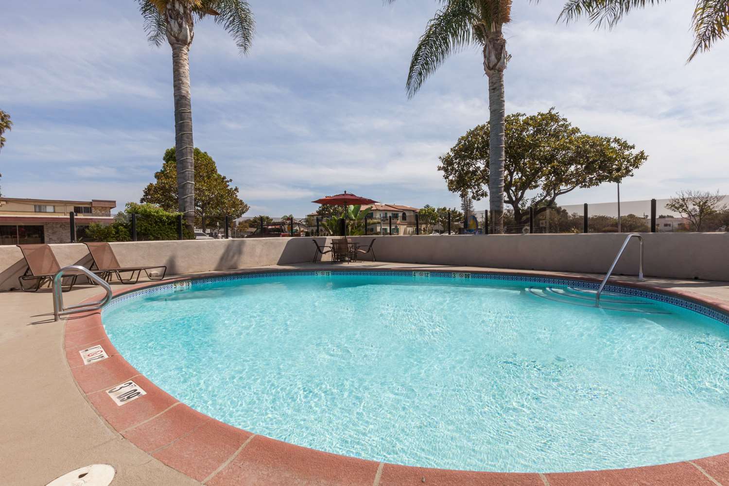 Days Inn By Wyndham Santa Maria 10/18