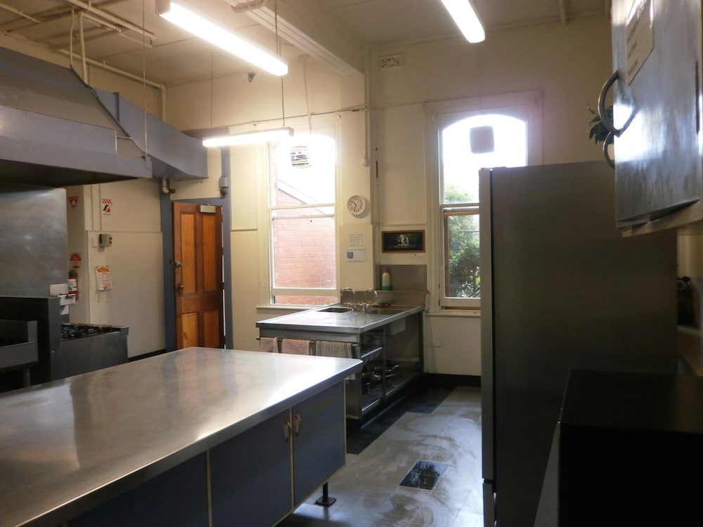 Launceston Backpackers 30/48