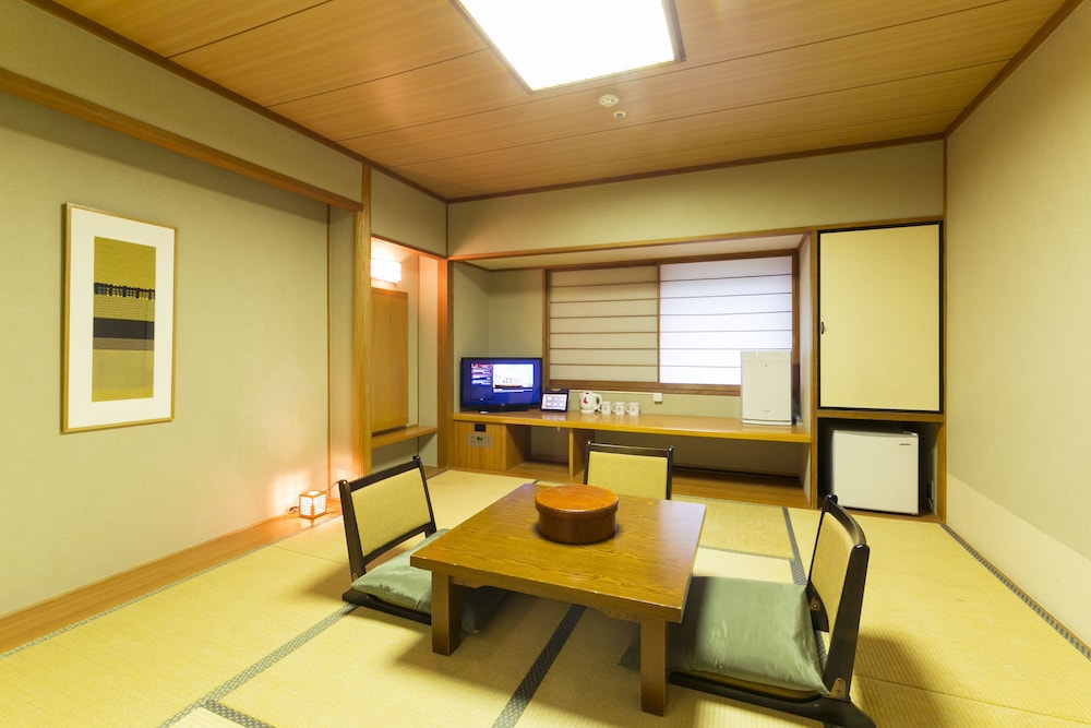 Rembrandt Hotel Atsugi 39/63