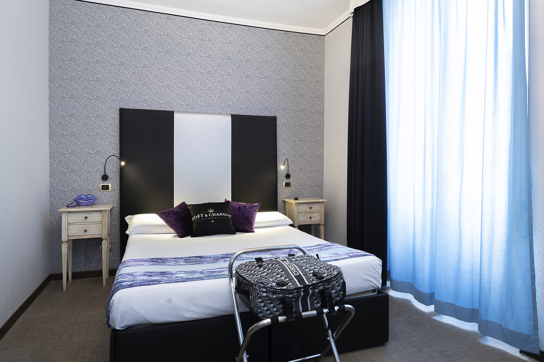 Room, Double Bed