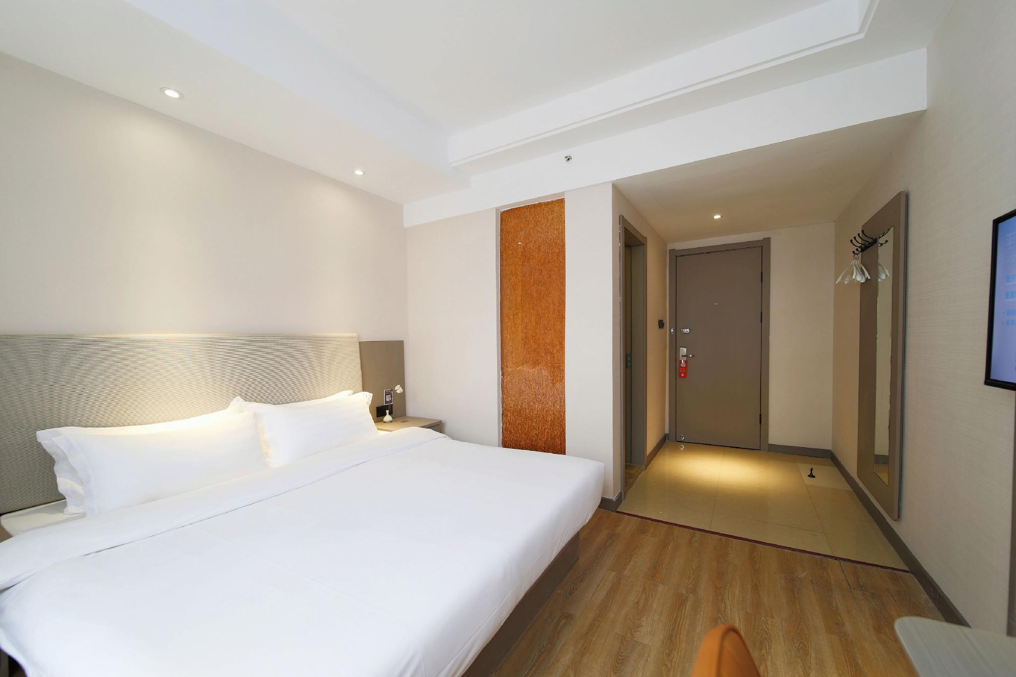 Home Inn Ningbo Tianyi Plaza Center 31/51