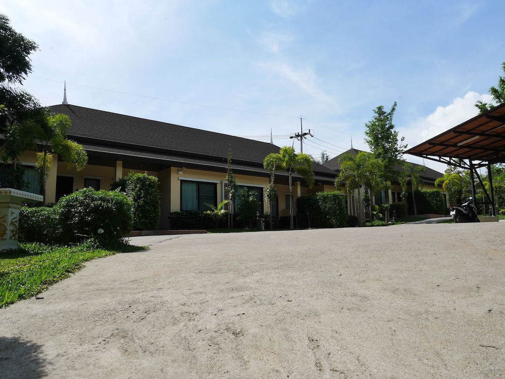 Aonang Oscar Pool Villas 12/65