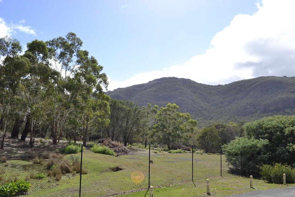 The Grampians Motel 64/69