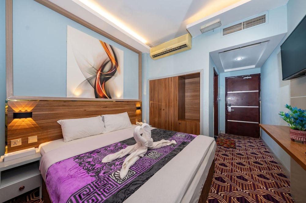 STANDARD, DOUBLE BED