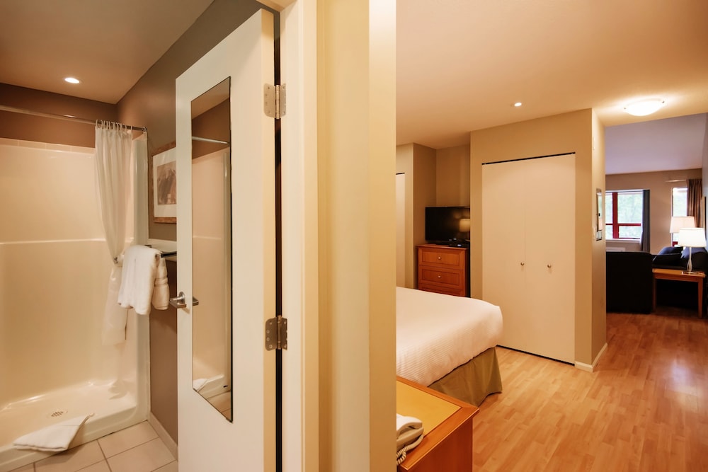 Harrison Beach Hotel 18/42