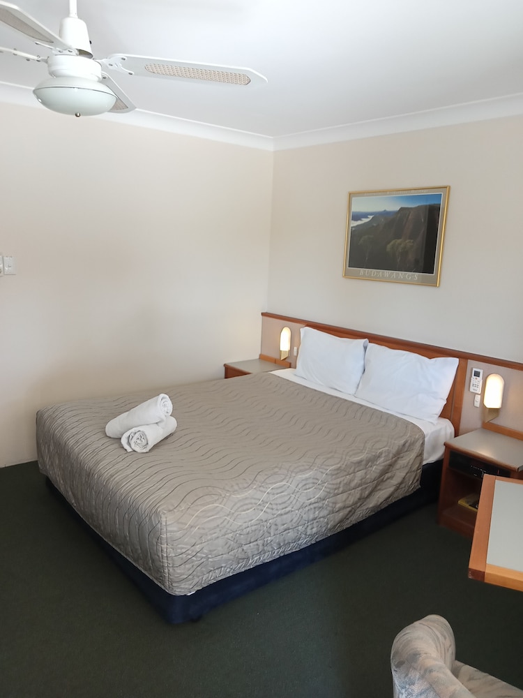 Solomon Inn Wollongong 19/58