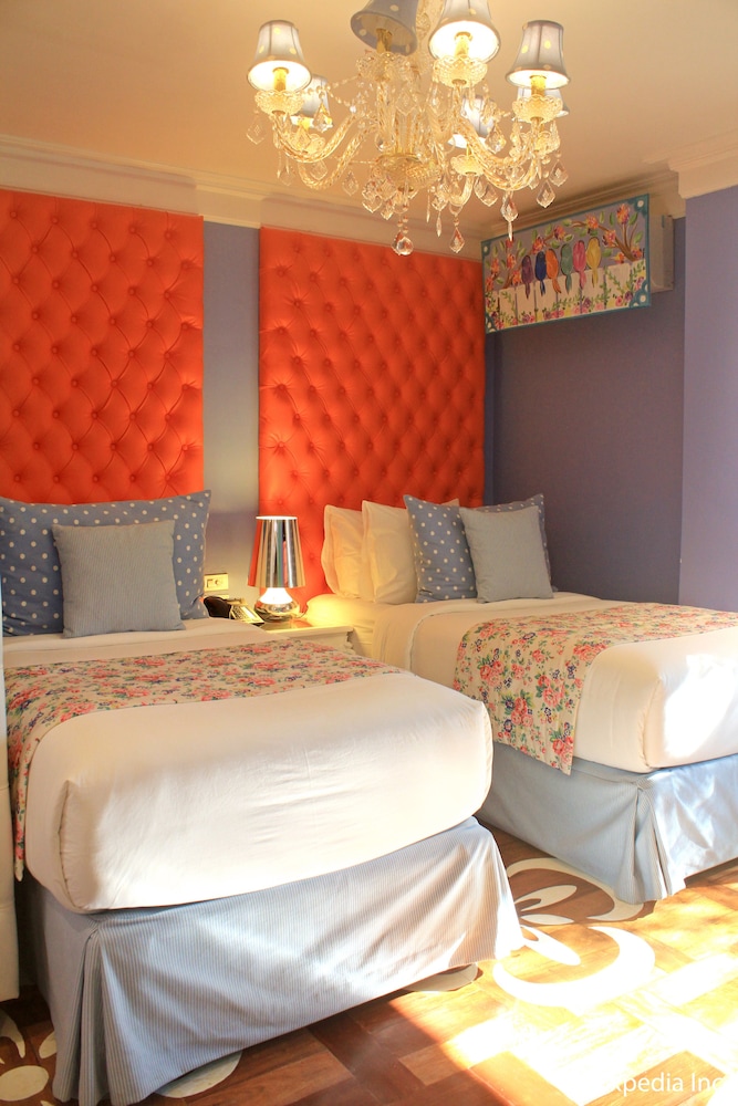 Kamiseta Hotel 13/50