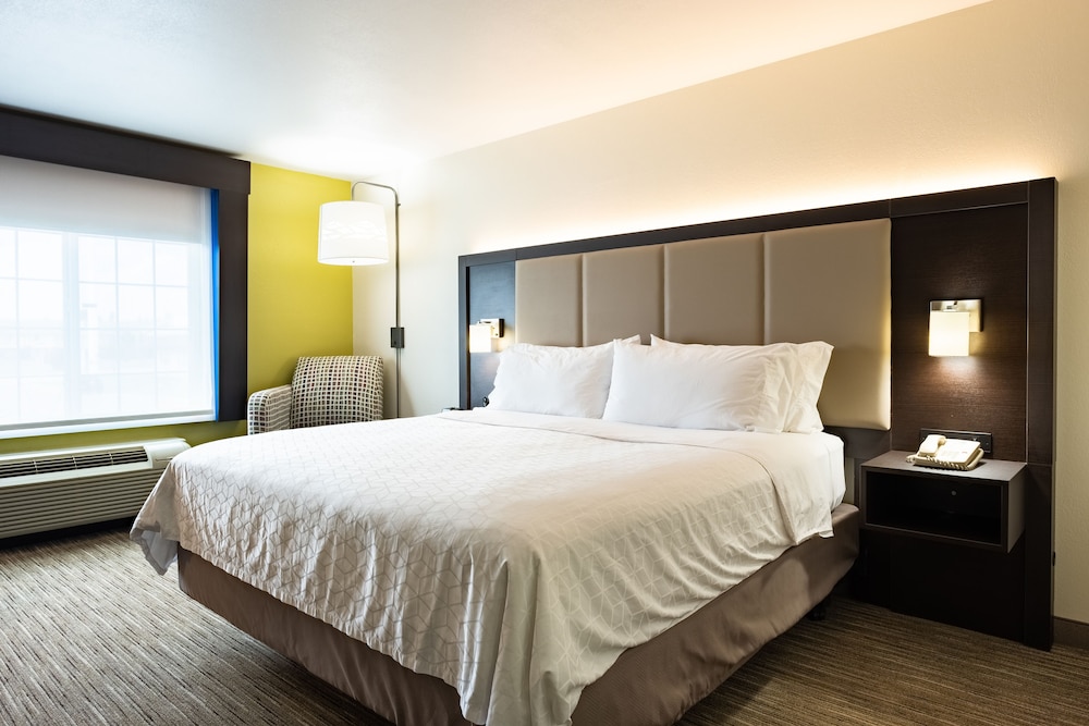Holiday Inn Express Hotel And Suites Evanston 14/50