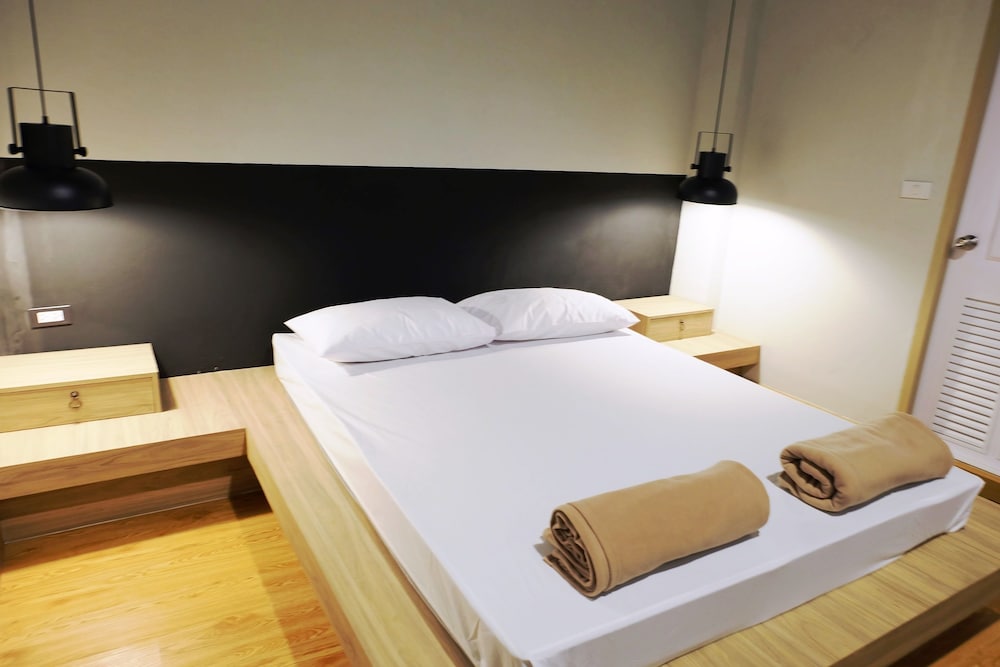 Inn Stations Hostel 16/49