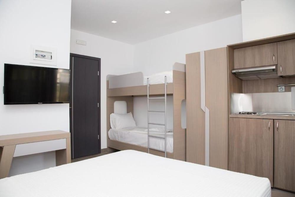 غرفة عائلية، Amalia Rooms Sea View 1/1